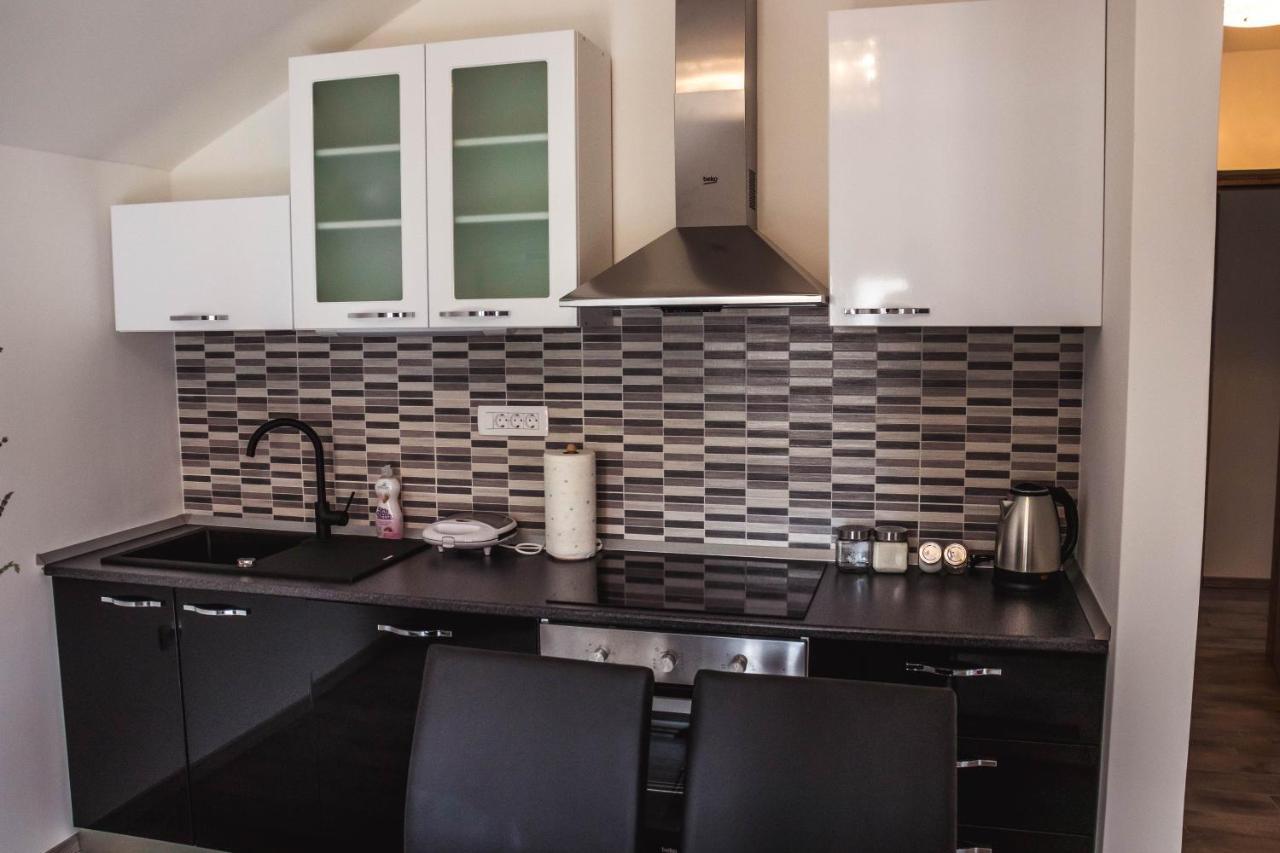 Apartmani Vuckovic Vodice Eksteriør billede
