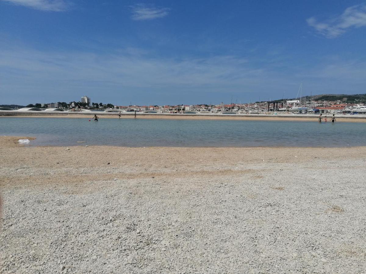 Apartmani Vuckovic Vodice Eksteriør billede