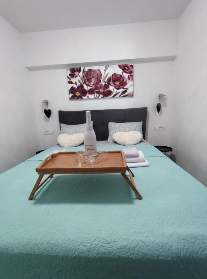 Apartmani Vuckovic Vodice Eksteriør billede